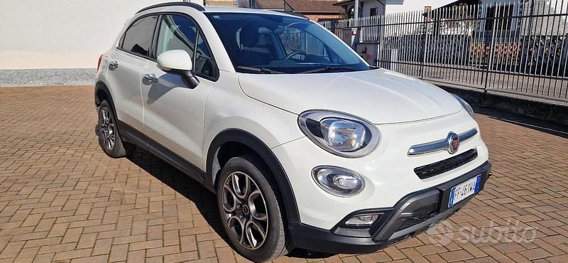 Bianco Usata 2016 Fiat 500X Cross Plus SUV | 12.000 € (Buon prezzo) - Immagine 1/4