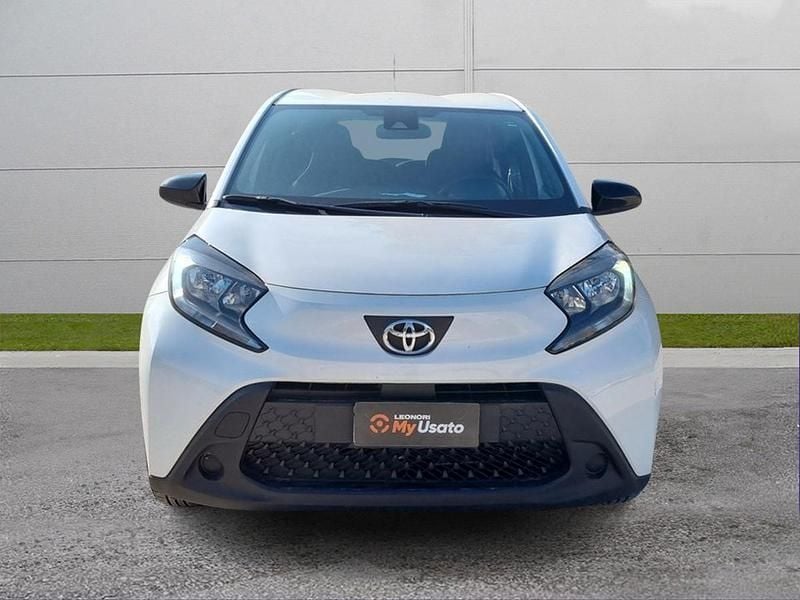 Usata Toyota Aygo X Active 72 CV (52 kW) 2025 Bianco SUV