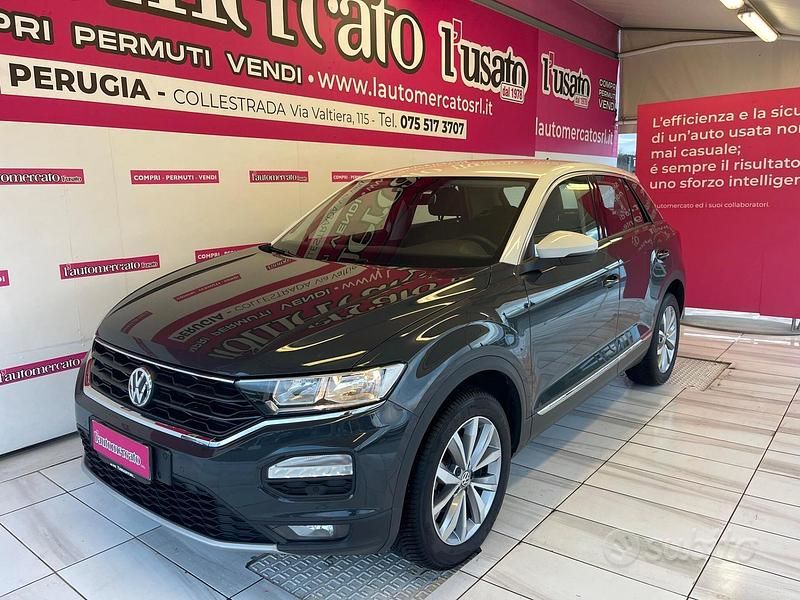 Usata VW T-Roc Style 116 CV (85 kW) 2019 Grigio SUV