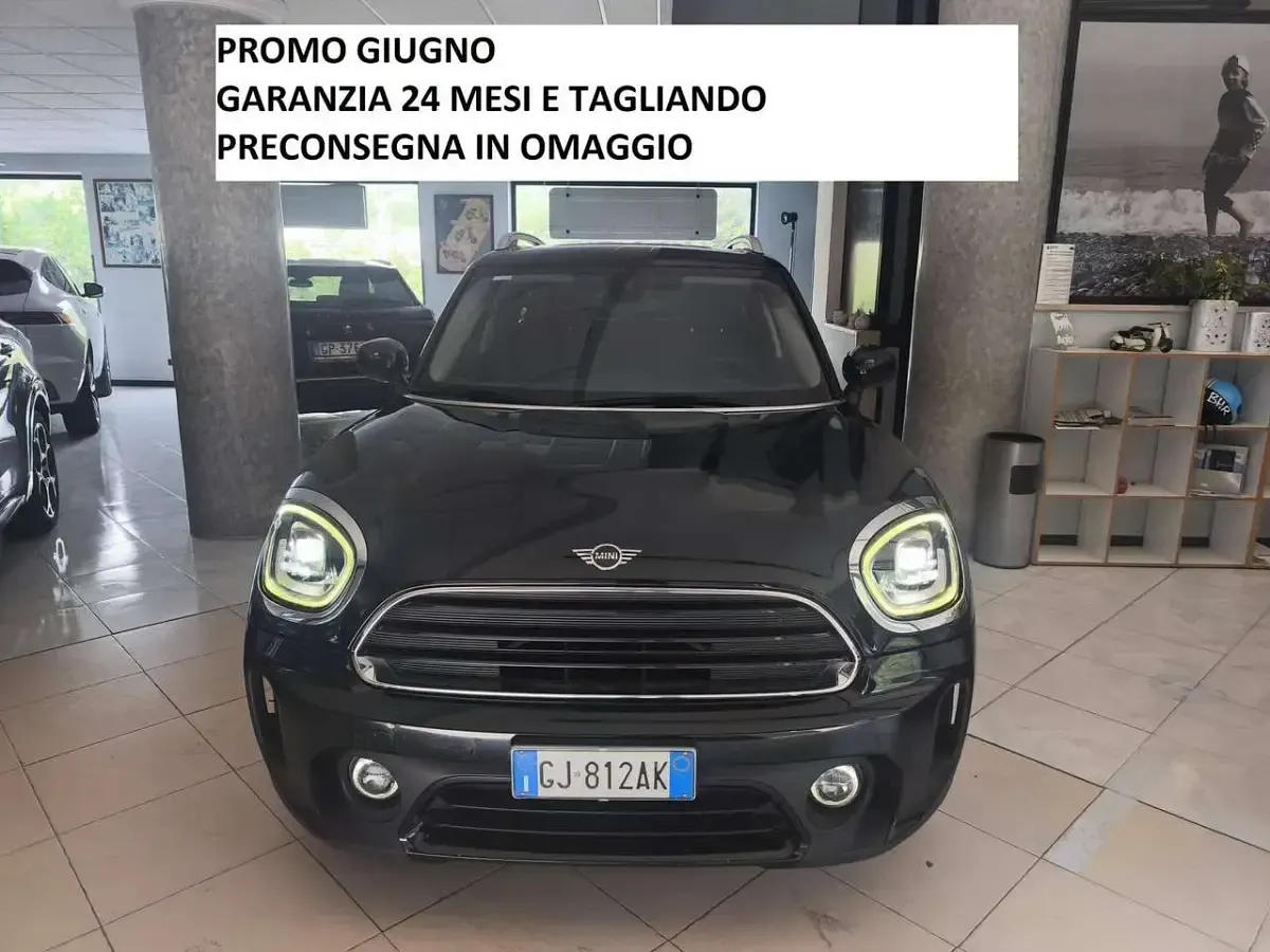 Usata Mini One D Countryman Business 116 CV (85 kW) 2022 Nero met SUV