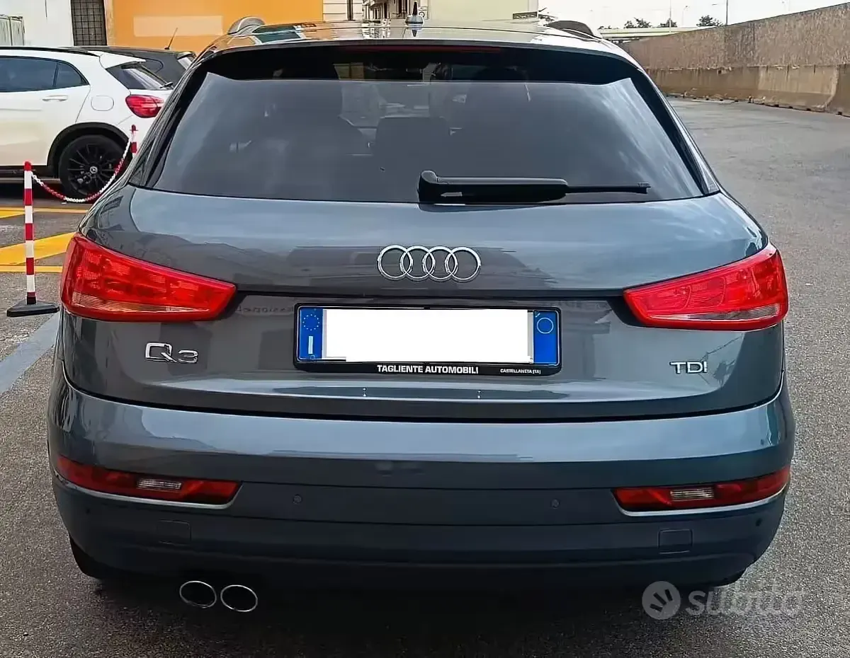 Usata Audi Q3 Design 120 CV (88 kW) 2017 Grigio SUV