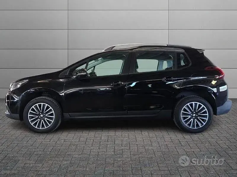 Usata Peugeot 2008 Active 102 CV (75 kW) 2019 Nero SUV