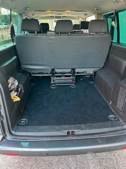 Usata VW Caravelle 140 CV (102 kW) 2012 Monovolume