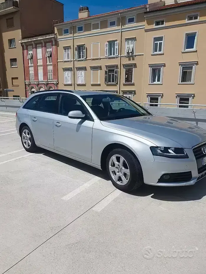 Usata Audi A4 143 CV (105 kW) 2011 Grigio Station wagon