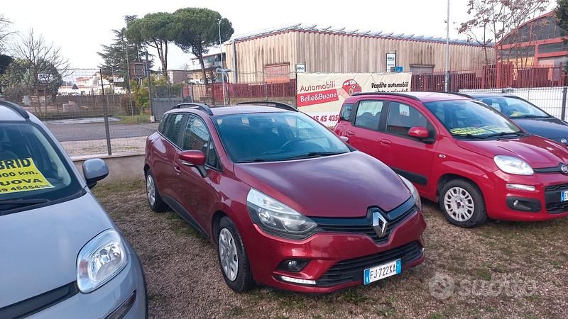 Usata Renault Clio GrandTour Life 90 CV (66 kW) 2018 Rosso Station wagon
