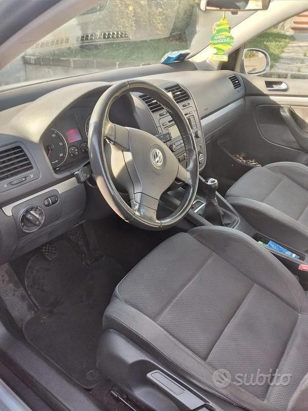 Usata VW Golf IV 140 CV (102 kW) 2003 Grigio Berlina
