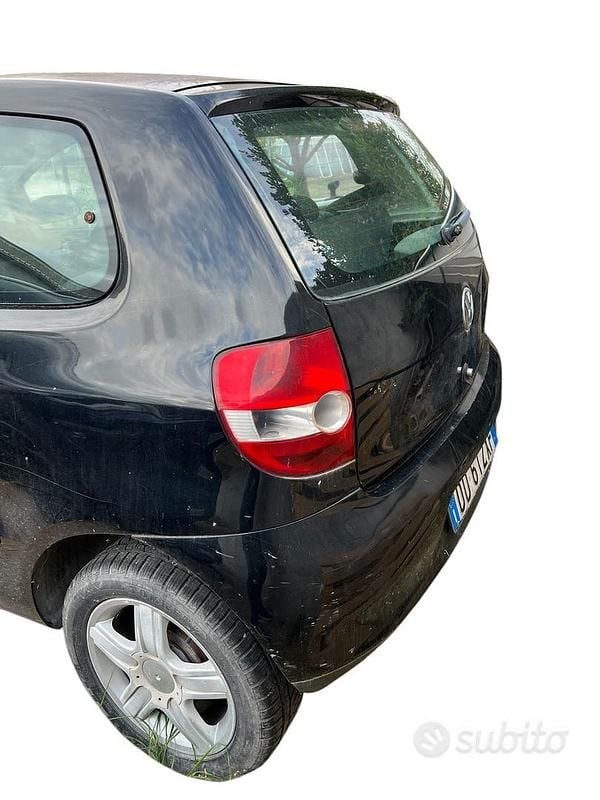 Usata VW Fox Sportline 78 CV (57 kW) 2006 Nero Utilitaria