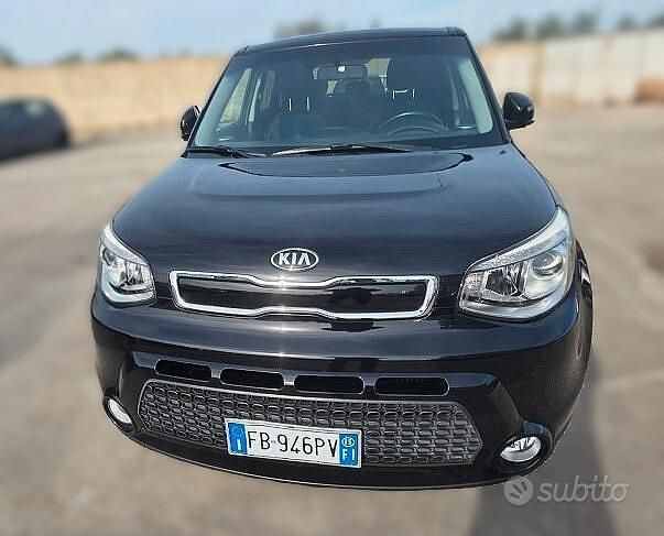 Usata Kia Soul 128 CV (94 kW) 2015 Nero SUV