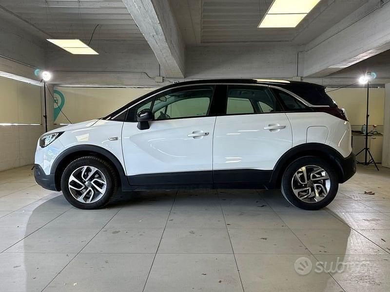 Usata Opel Crossland X Innovation 110 CV (80 kW) 2018 Bianco SUV