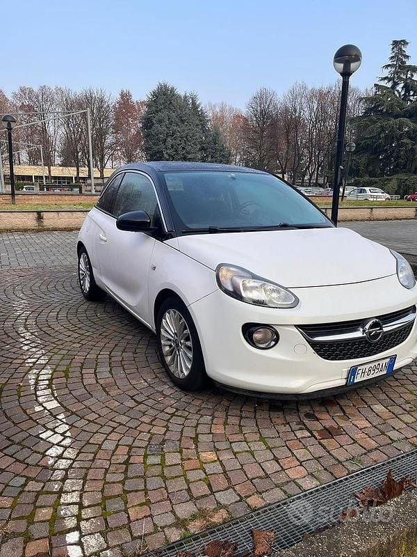 Usata Opel Adam 87 CV (63 kW) 2016 Utilitaria