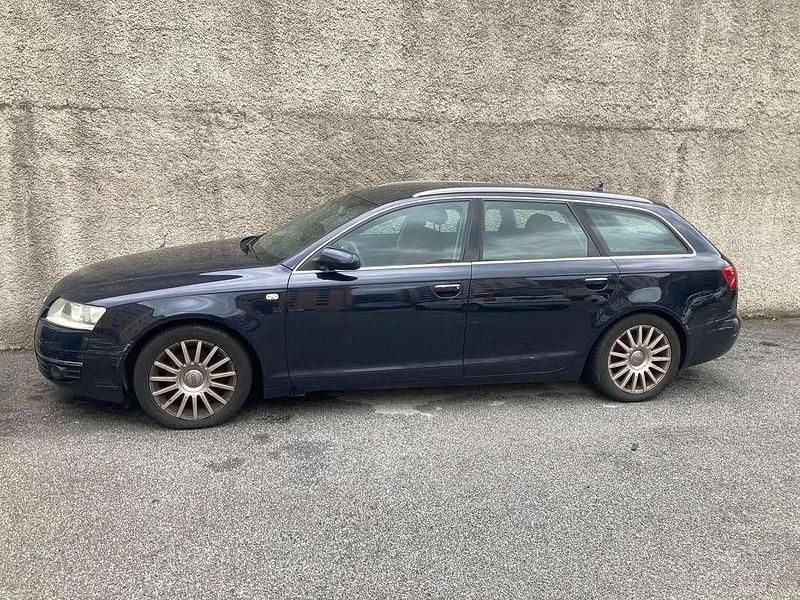 Blu/azzurro Usata 2006 Audi A6 Station wagon | 1500 € (Buon prezzo) - Immagine 1/4