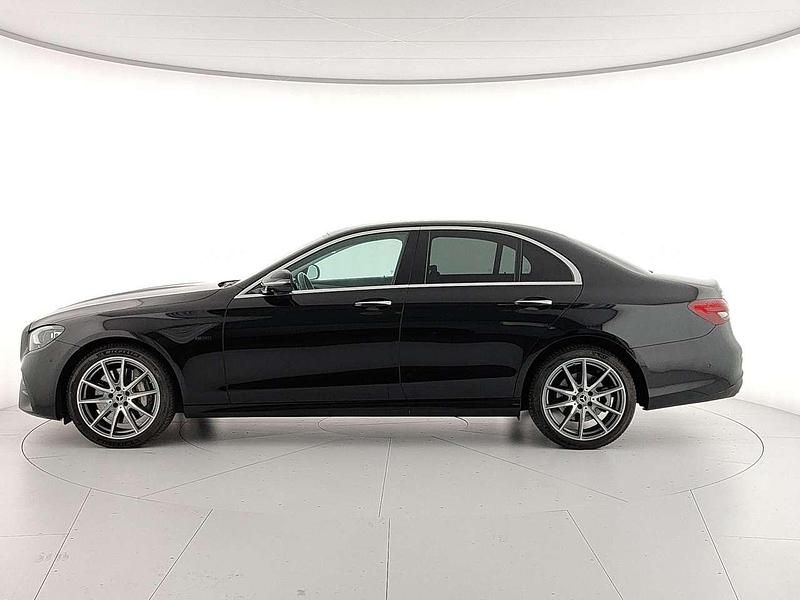 Usata Mercedes E300 Premium Plus 194 CV (142 kW) 2022 Nero Berlina