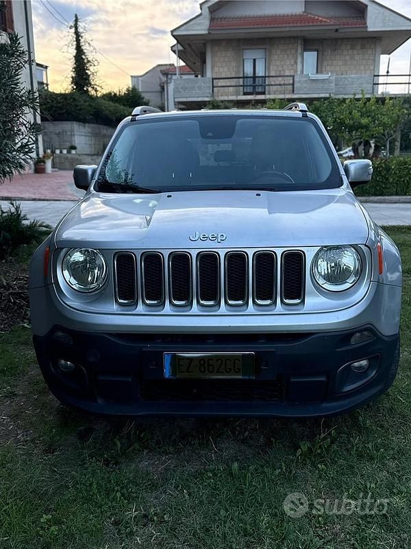 Usata Jeep Renegade Limited 120 CV (88 kW) 2015 SUV
