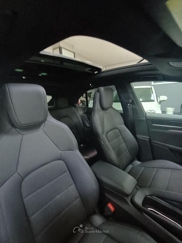 Usata Porsche Macan 264 kW (360 CV) 2025 Nero SUV