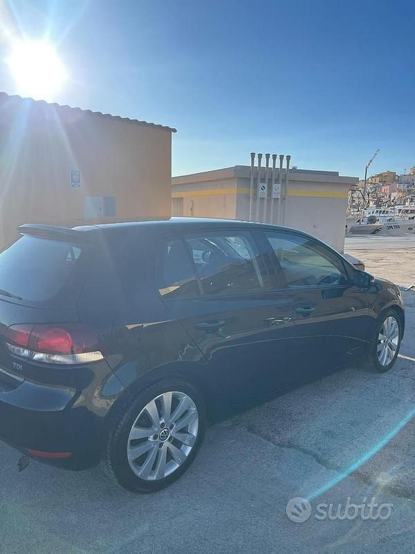Usata VW Golf VI 110 CV (80 kW) 2008 Nero Utilitaria