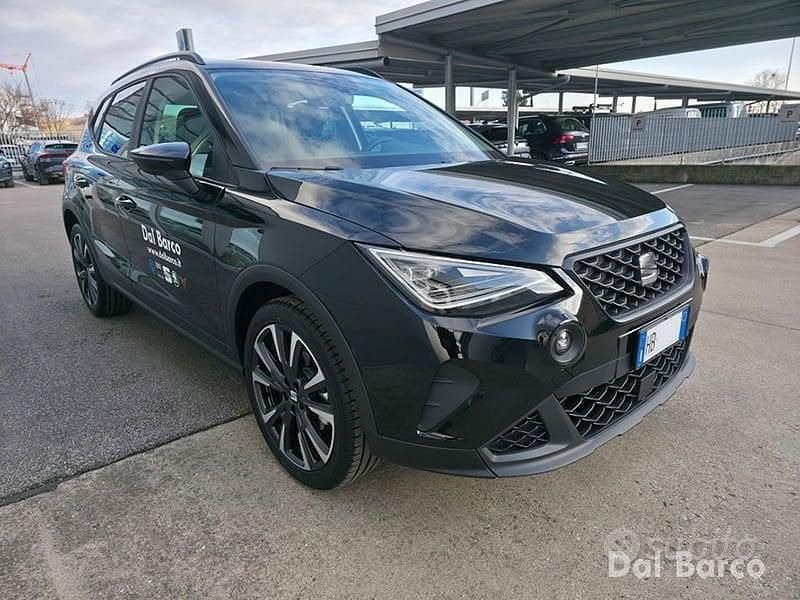 Nuova Seat Arona Black Edition 116 CV (85 kW) 2025 Other SUV
