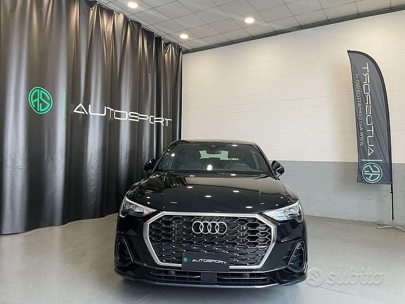 Usata Audi Q3 Sportback Comfort 150 CV (110 kW) 2024 Nero SUV
