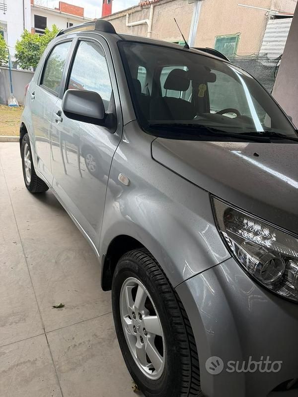 Usata Daihatsu Terios 2006 Grigio SUV