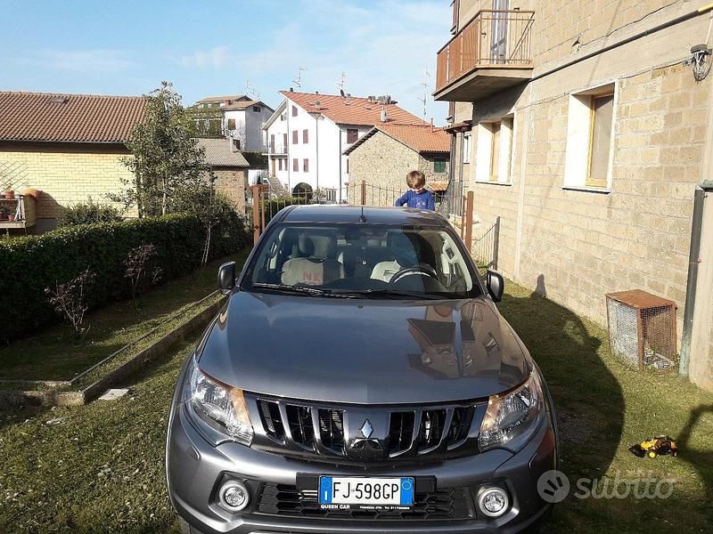 Usata Mitsubishi L 2017 Grigio Cabrio