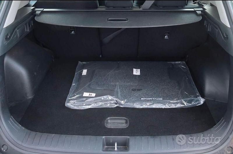 Usata Kia Sportage 136 CV (100 kW) 2024 Verde SUV