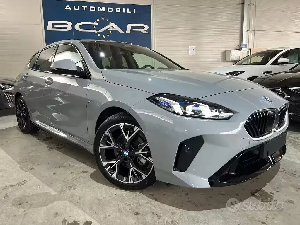 Usata BMW 120 M Sport 170 CV (125 kW) 2025 Grigio Utilitaria