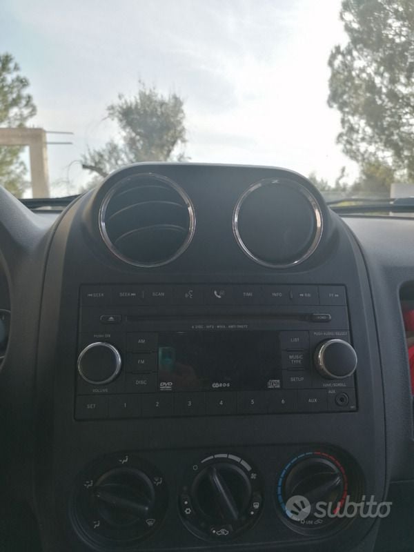 Usata Jeep Patriot 140 CV (102 kW) 2009 Grigio SUV