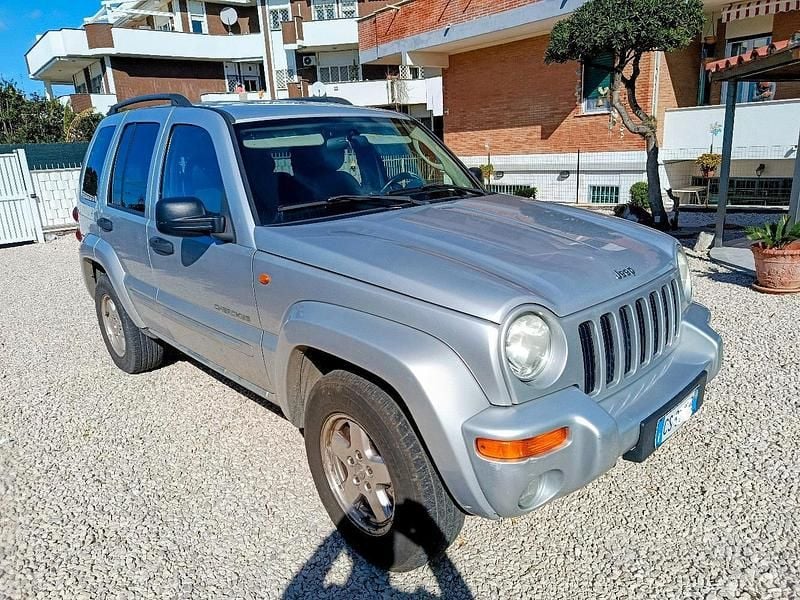 Usata Jeep Cherokee Limited 143 CV (105 kW) 2004 SUV