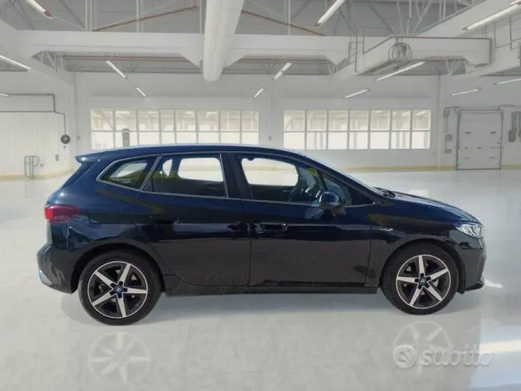 Usata BMW 225 Active Tourer Comfort Edition 136 CV (100 kW) 2022 Nero Monovolume