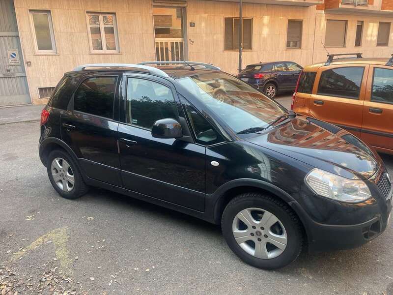 Nero Usata 2008 Fiat Sedici Emotion SUV | 6000 € (Buon prezzo) - Immagine 1/4
