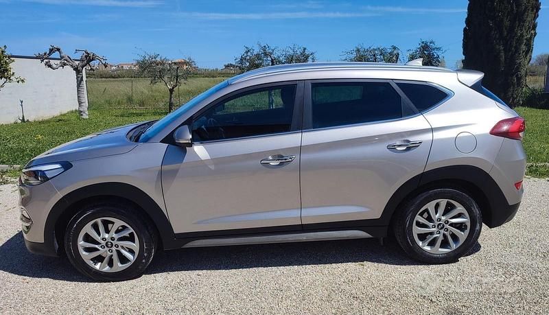 Usata Hyundai Tucson Xpossible 136 CV (100 kW) 2017 SUV