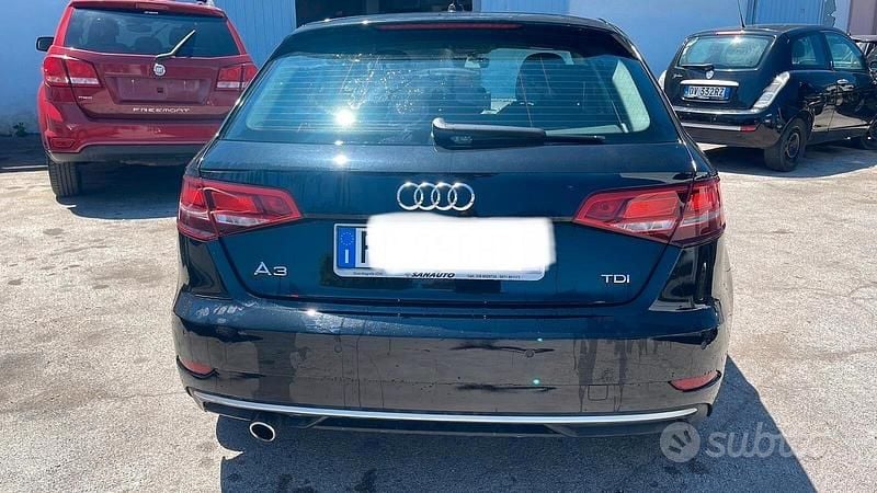 Usata Audi A3 Sport 116 CV (85 kW) 2018 Nero Berlina