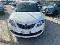 Usata Lancia Ypsilon 69 CV (50 kW) 2022 Bianco Utilitaria