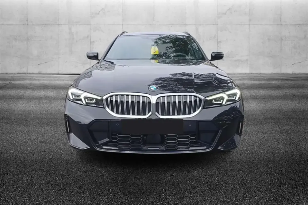 Usata BMW 330 M Sport 286 CV (210 kW) 2024 Nero Station wagon