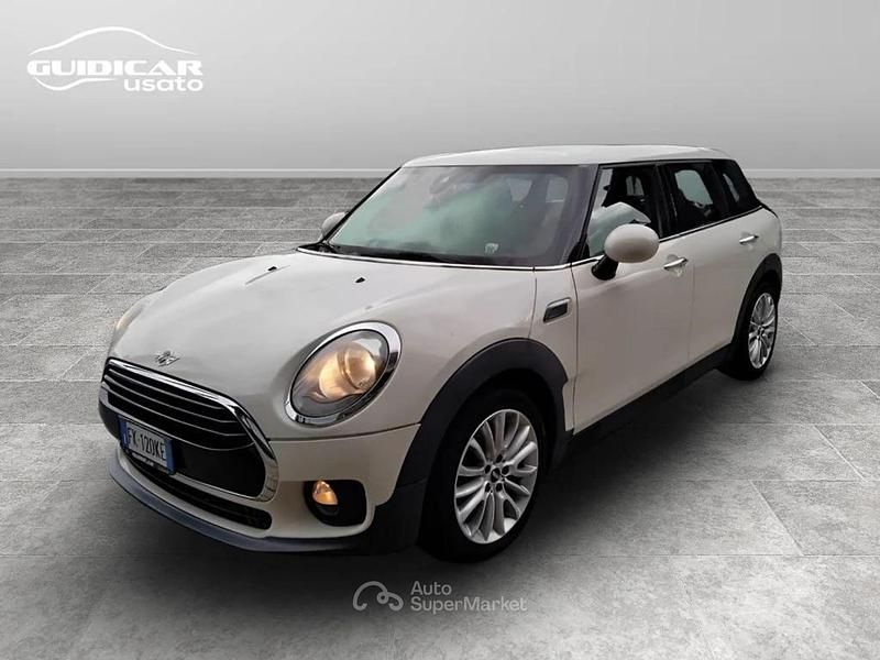 Usata Mini Cooper D 150 CV (110 kW) 2017 Beige Utilitaria