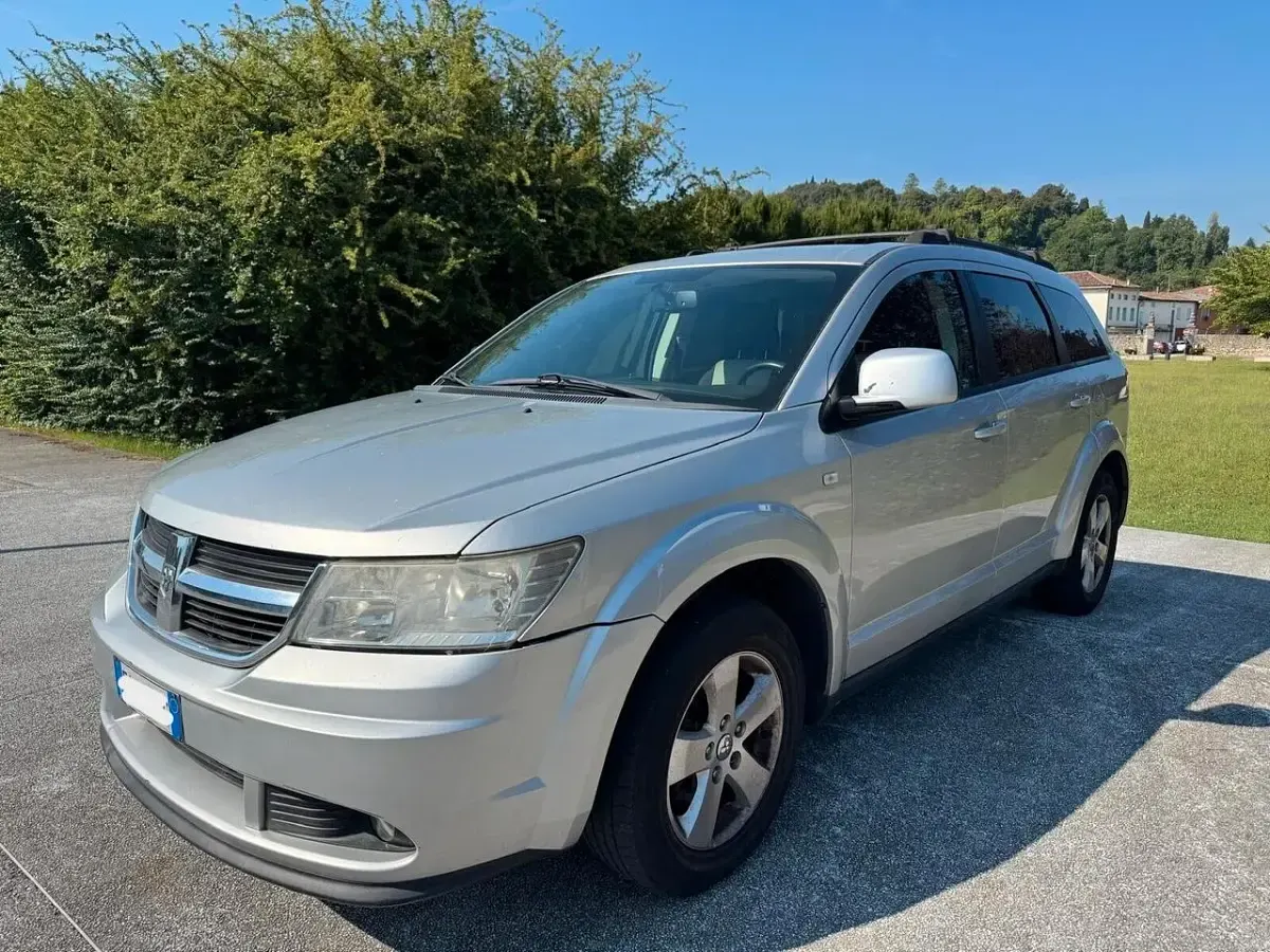 Usata Dodge Journey 140 CV (102 kW) 2010 SUV