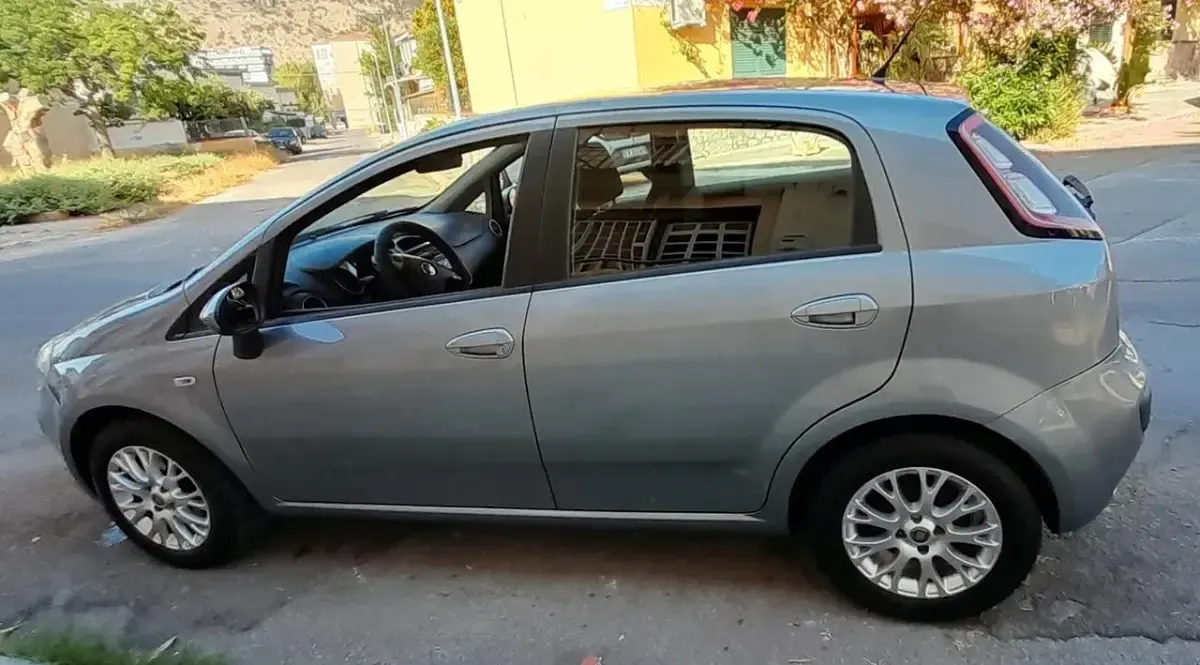 Usata Fiat Punto Evo Dynamic 75 CV (55 kW) 2010 Grigio Utilitaria