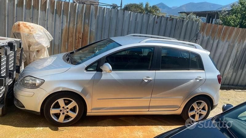 Usata VW Golf Plus Cross 140 CV (102 kW) 2008 Grigio Monovolume