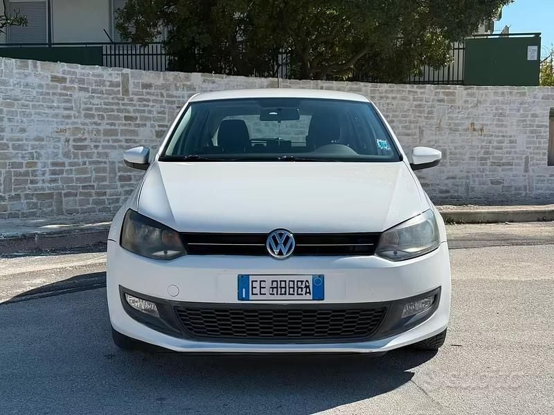 Usata VW Polo 75 CV (55 kW) 2012 Bianco Utilitaria