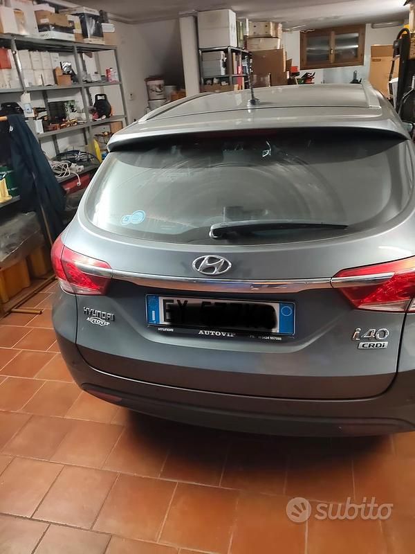Usata Hyundai i40 136 CV (100 kW) 2015 Grigio Station wagon