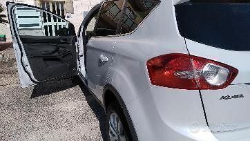 Usata Ford Kuga 136 CV (100 kW) 2010 Bianco SUV