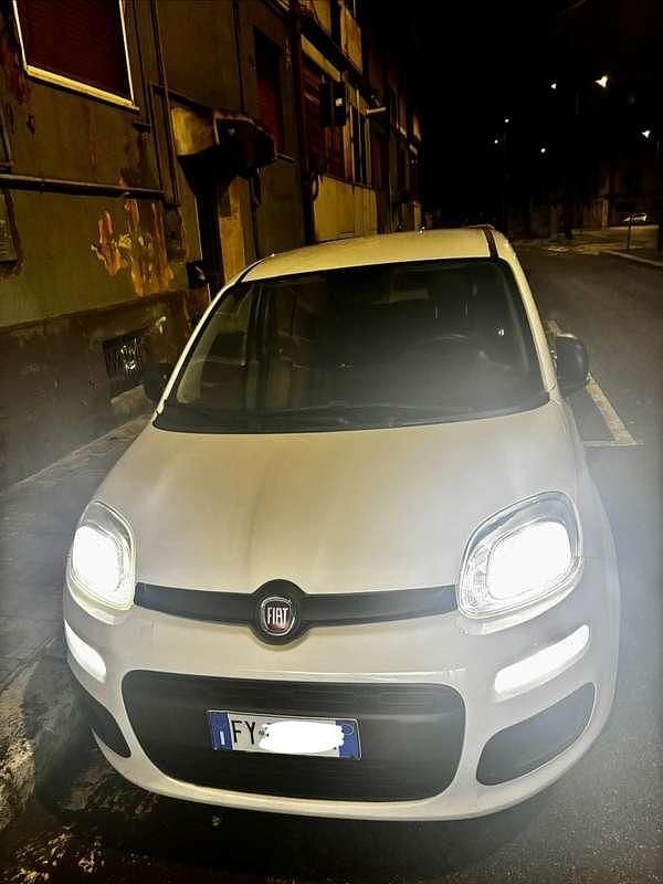 Usata Fiat Panda Easy 69 CV (50 kW) 2019 Bianco Utilitaria