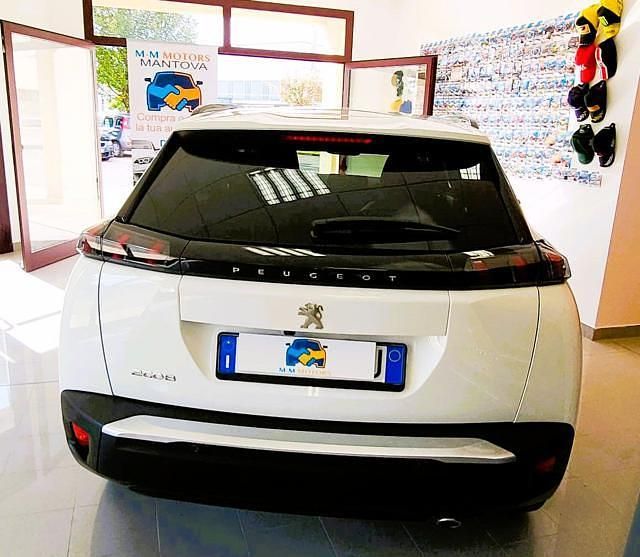 Usata Peugeot 2008 Allure 110 CV (80 kW) 2022 Bianco SUV