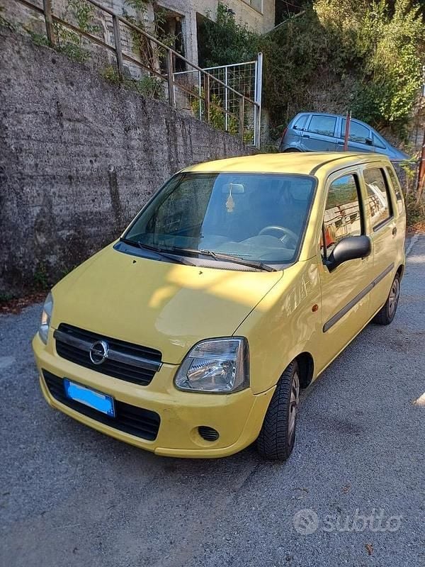 Usata Opel Agila 60 CV (44 kW) 2003 Utilitaria