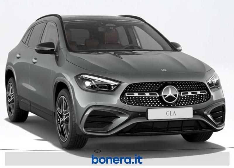 Nuova Mercedes GLA200 Advanced Plus 150 CV (110 kW) 2026 Grigio montagna SUV