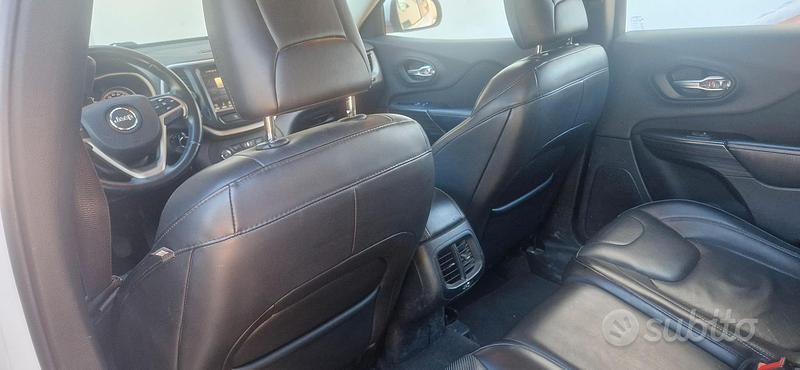 Usata Jeep Cherokee 140 CV (102 kW) 2016 Bianco SUV