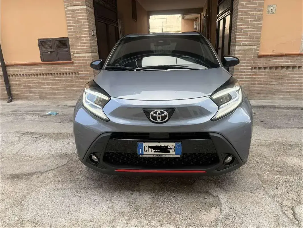Usata Toyota Aygo X 72 CV (52 kW) 2023 SUV