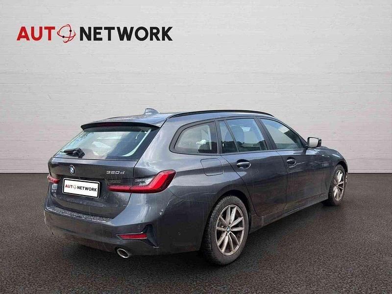 Usata BMW 320 Advantage 190 CV (139 kW) 2021 Grigio Station wagon