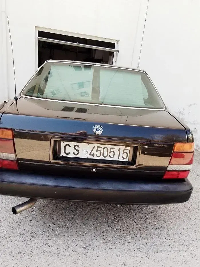 Usata Lancia Thema 118 CV (86 kW) 1990 Nero Berlina