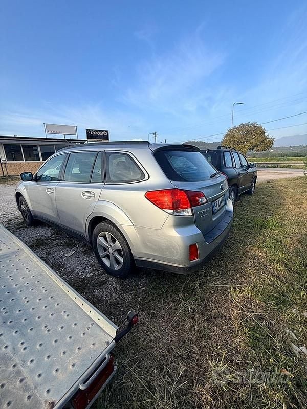 Usata Subaru Outback 2014 Grigio Station wagon