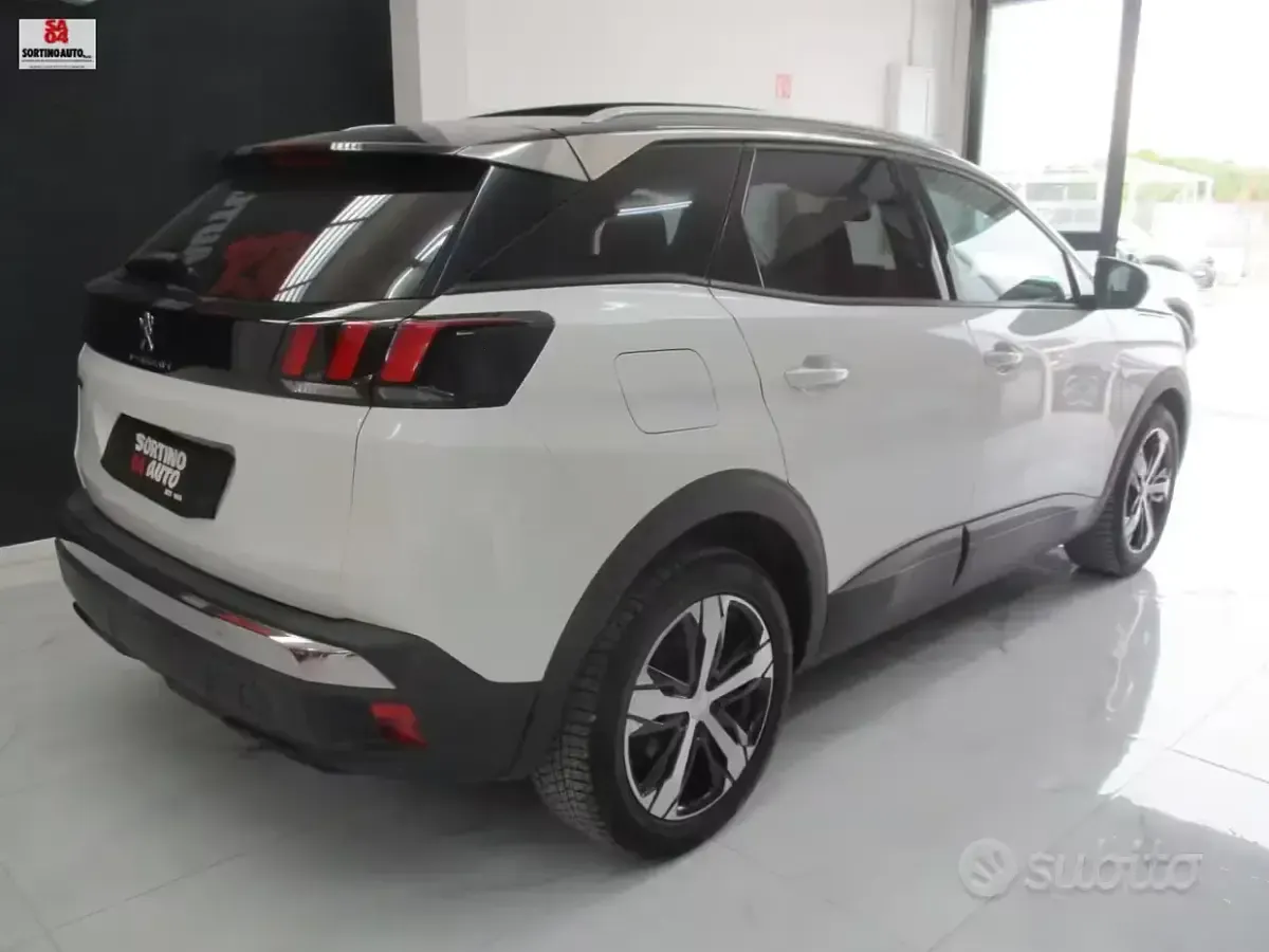 Usata Peugeot 3008 Allure 131 CV (96 kW) 2020 Bianco SUV